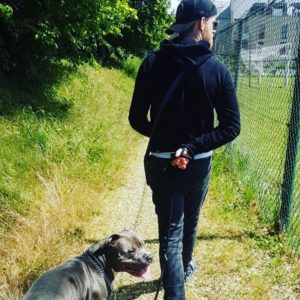 19 toujours puceau cherche une vrais femme pour mâapprendre le sexe