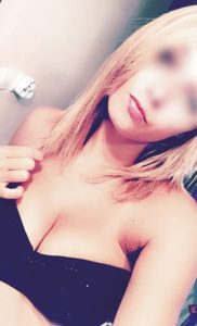 Recherche un adorable libertin rennais afin de cocufier mon chéri incapable